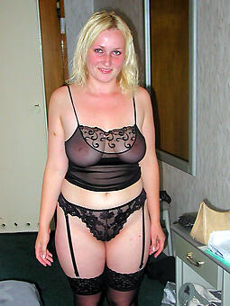 perfect mature lady in lingerie